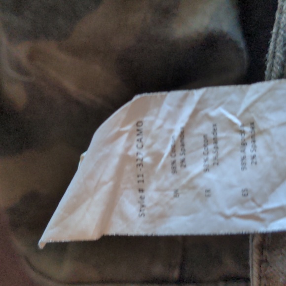 Rio low rise better booty camo jeans - Picture 3 of 4